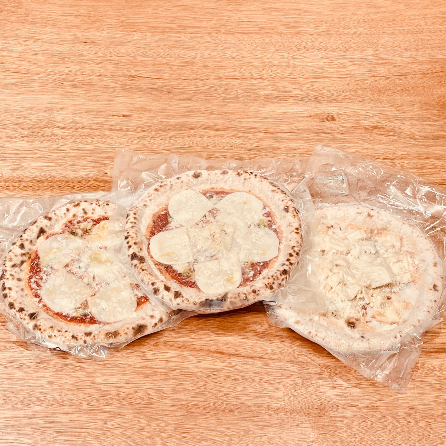 人気ピザ3枚セット|送料別(1,500円)